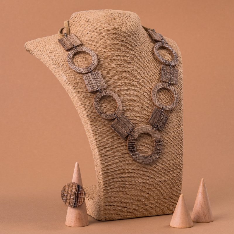 bounded infinity banana fibre necklace