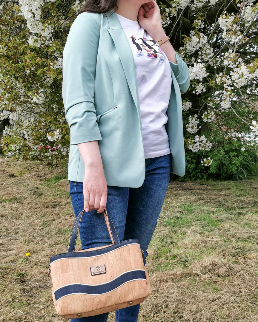 Sea Blue Cork Handtasche: Nachhaltige und stilvolle Tasche aus Premium-Kork
