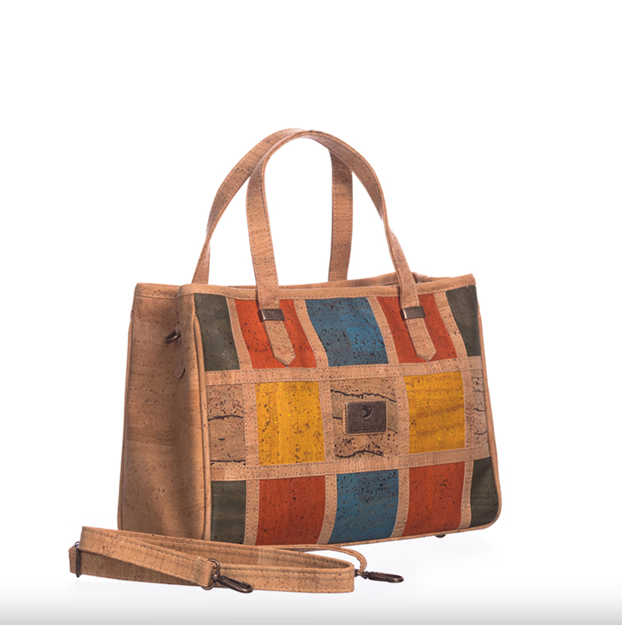 nest PURE - Handcrafted bags using vegan cork leather + organic fabric