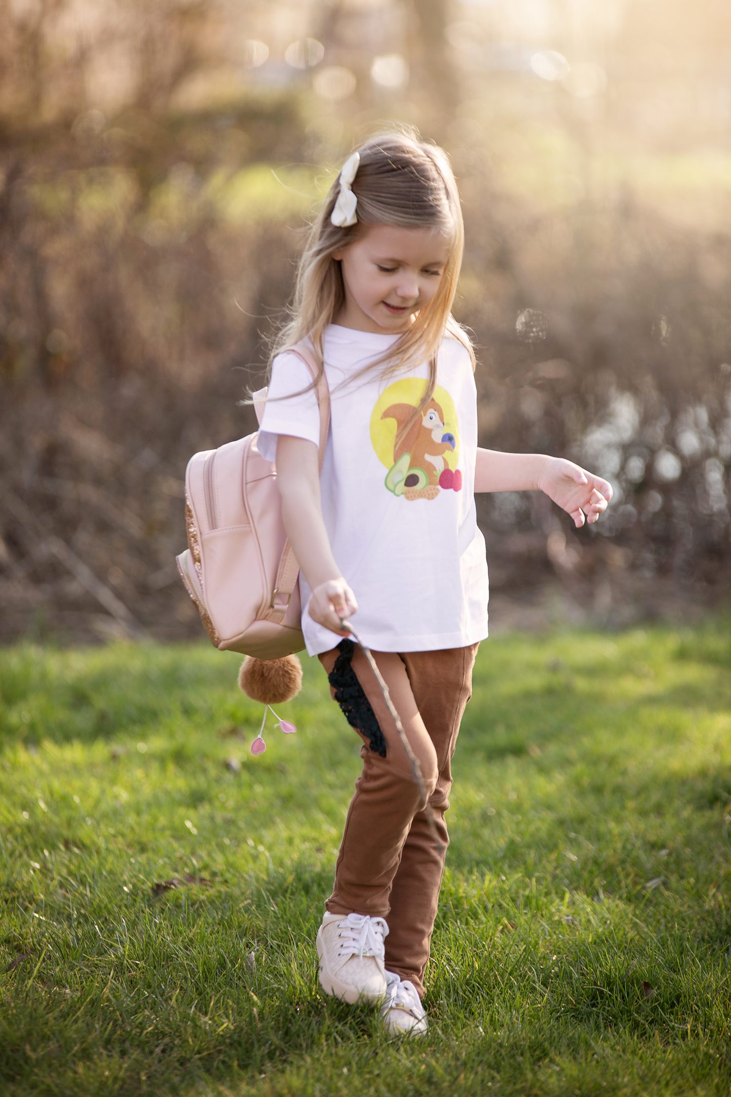 Squirrel White Organic Cotton T-Shirt for Kids: Sustainable and Stylish T-Shirt Inspired by the Playful Squirrels of Hyde Park